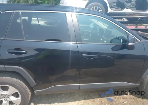 2021 Toyota Rav4 Xle из США, поврежденный, VIN 2T3P1RFV5MW157754